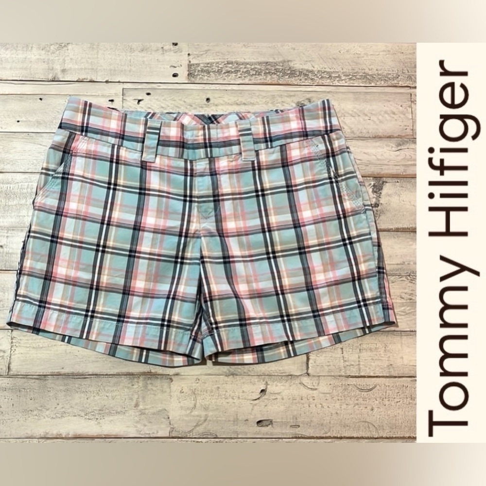 Tommy Hilfiger Plaid Shorts‎